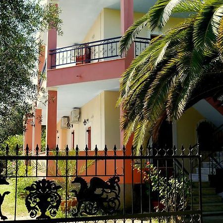 Villa Helena Kávos Стая снимка